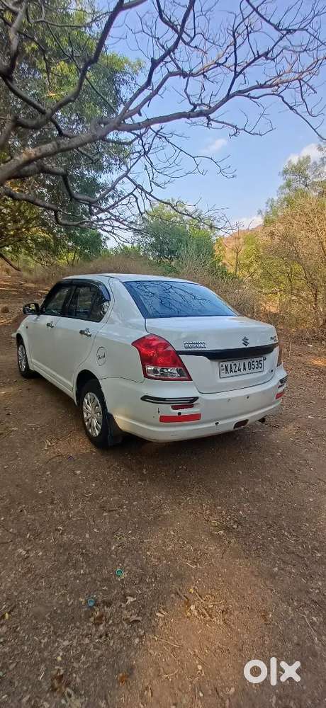 Maruti Suzuki Dzire 2016 Diesel 93363 Km Driven