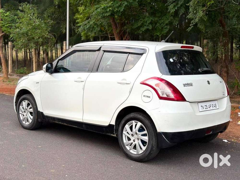 Maruti Suzuki Swift Zxi, 2012, Petrol