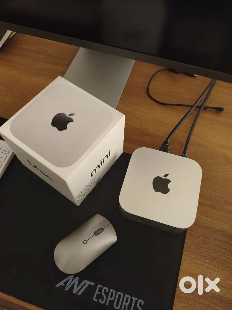 Mac mini M4 256gb in brand new condition under warranty (2 months)