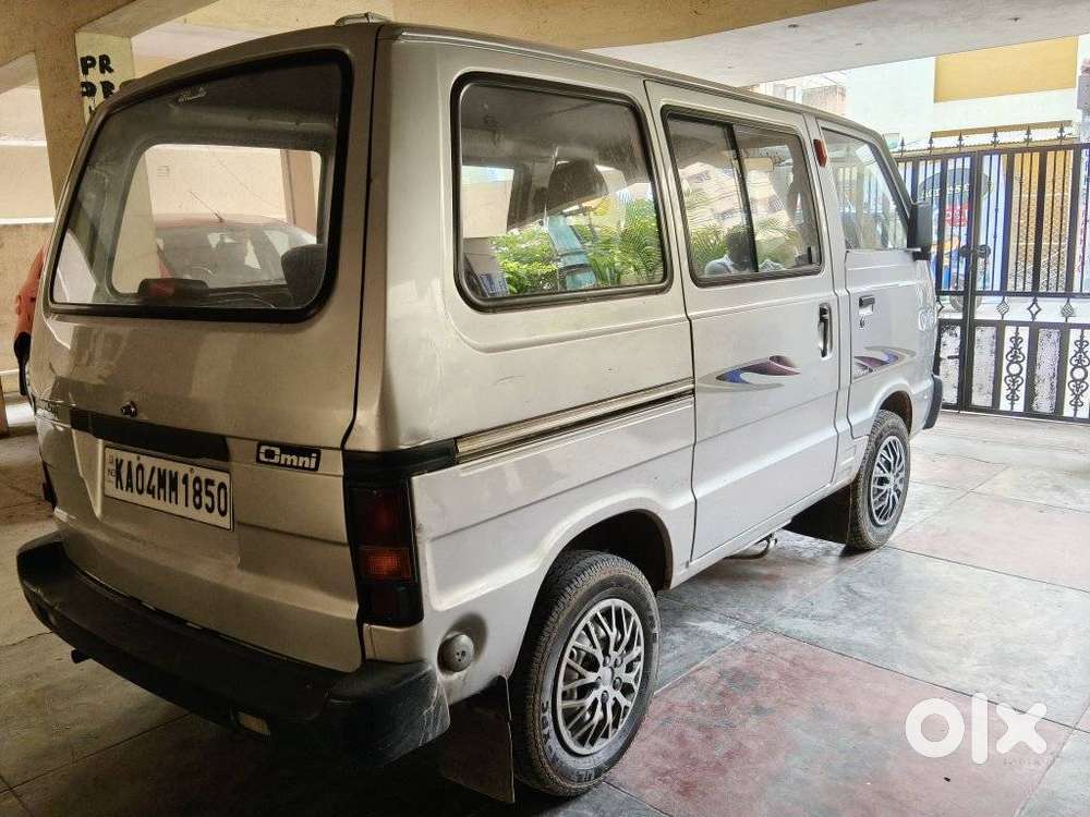 Maruti Suzuki Omni Mpi Std Bsiv, 2013, Petrol