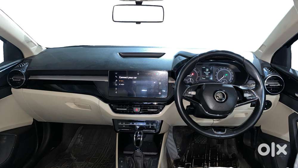 Skoda Slavia 1.0 Ambition Tsi At, 2022, Petrol