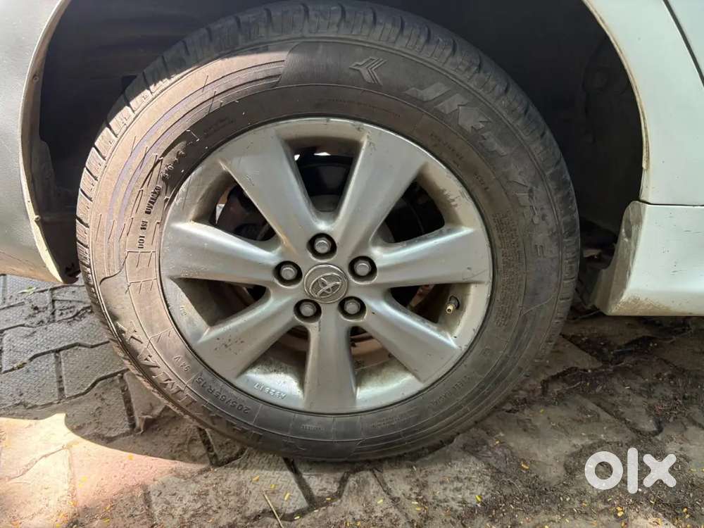Toyota Corolla Altis 2012 Manual