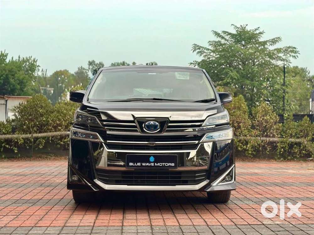 Toyota Vellfire Vip – Executive Lounge, 2023, Petrol