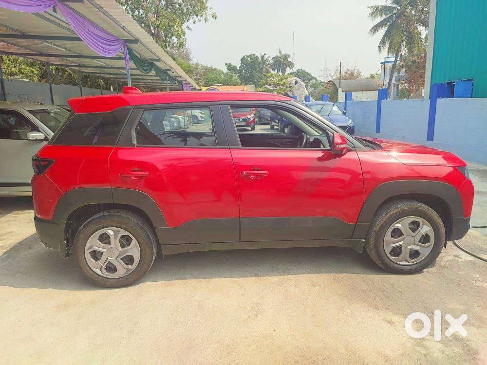 Maruti Suzuki Brezza Vxi At, 2024, Petrol