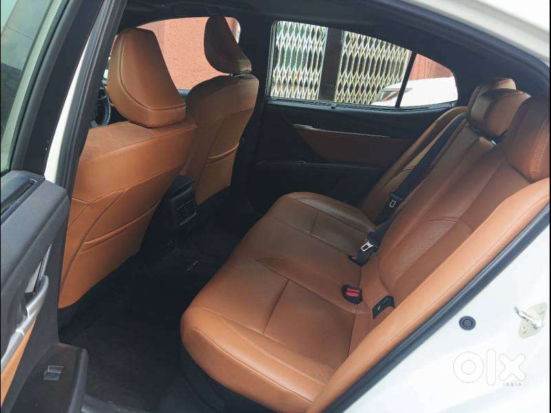 Toyota Camry Hybrid, 2024, Petrol