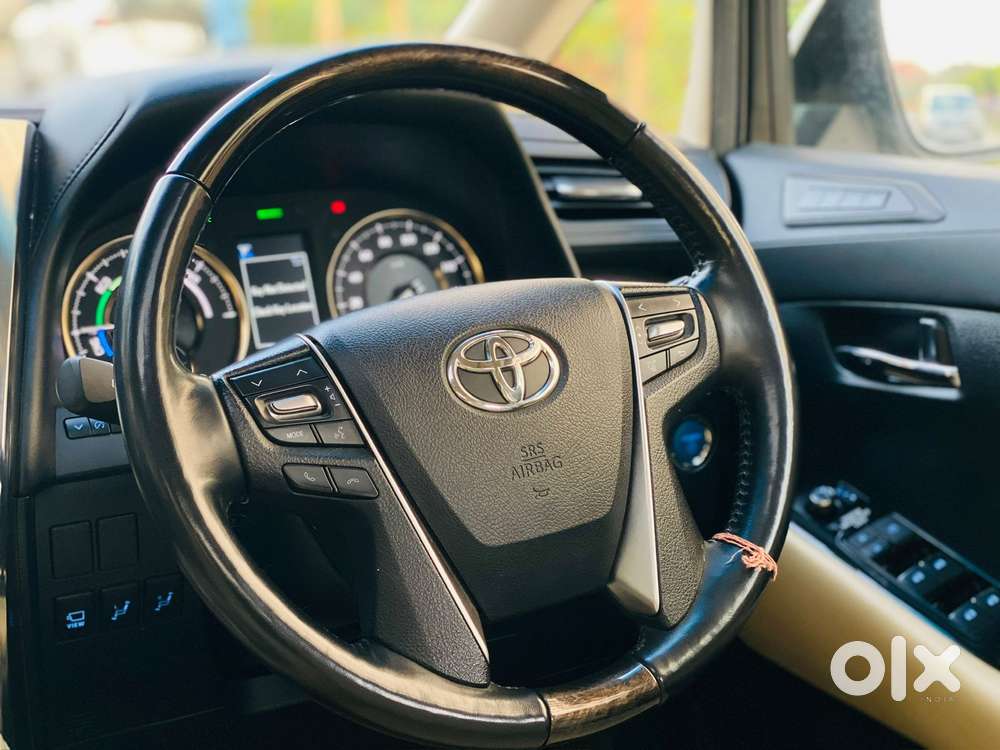 Toyota Vellfire Vip &ndash; Executive Lounge, 2021, Petrol