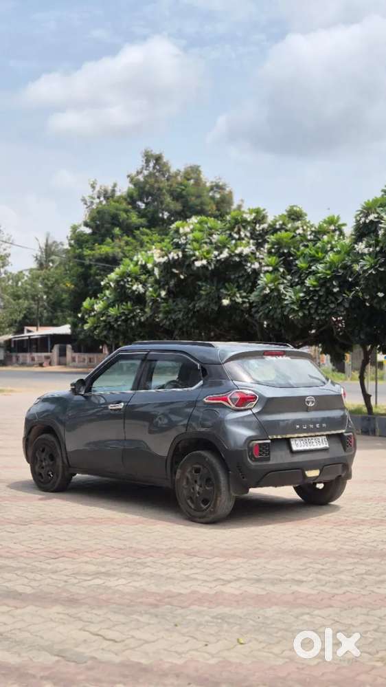 Tata Punch Accomplished, 2023, Petrol