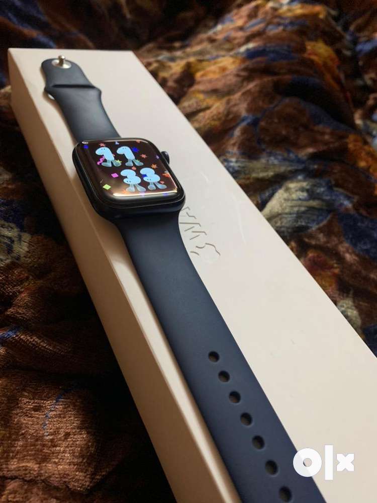 Apple watch 5 used hot sale