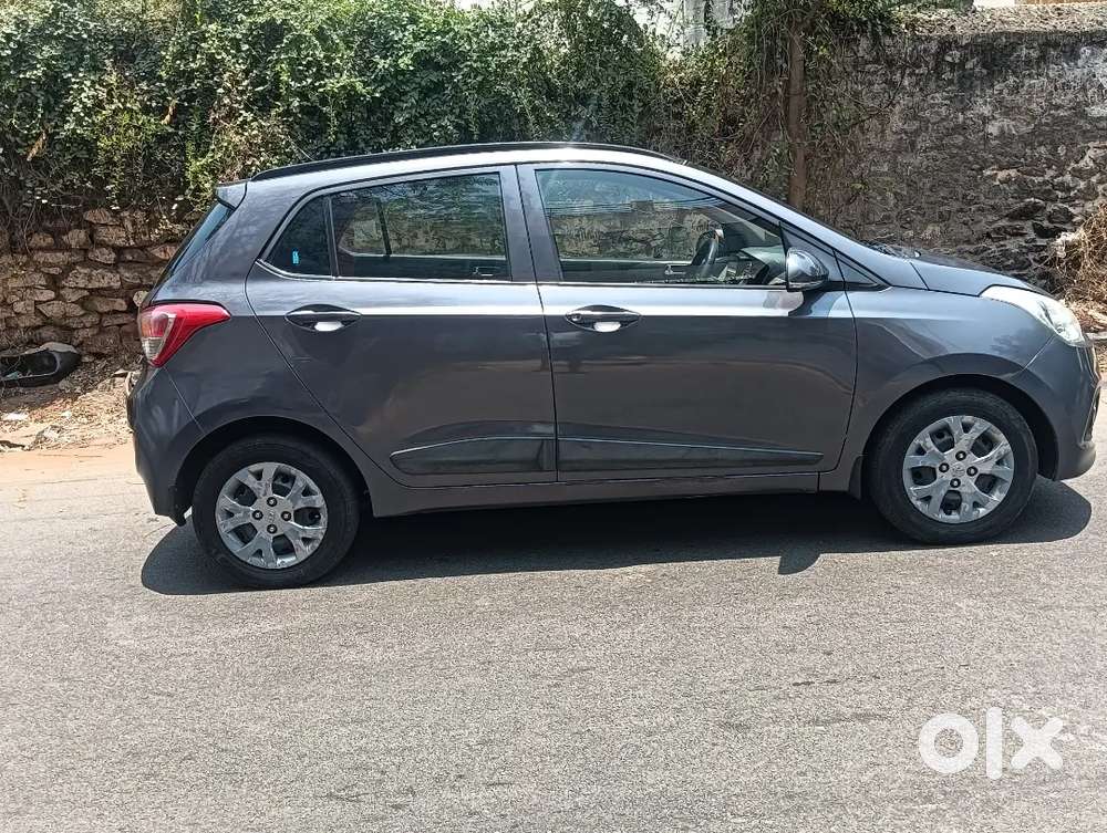 Hyundai Grand I10 2015 Diesel 112502 Km Driven