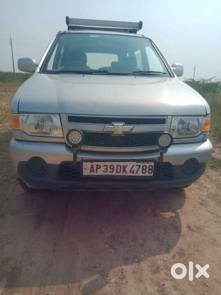 Chevrolet Tavera 2010 Diesel 240000 Km Driven