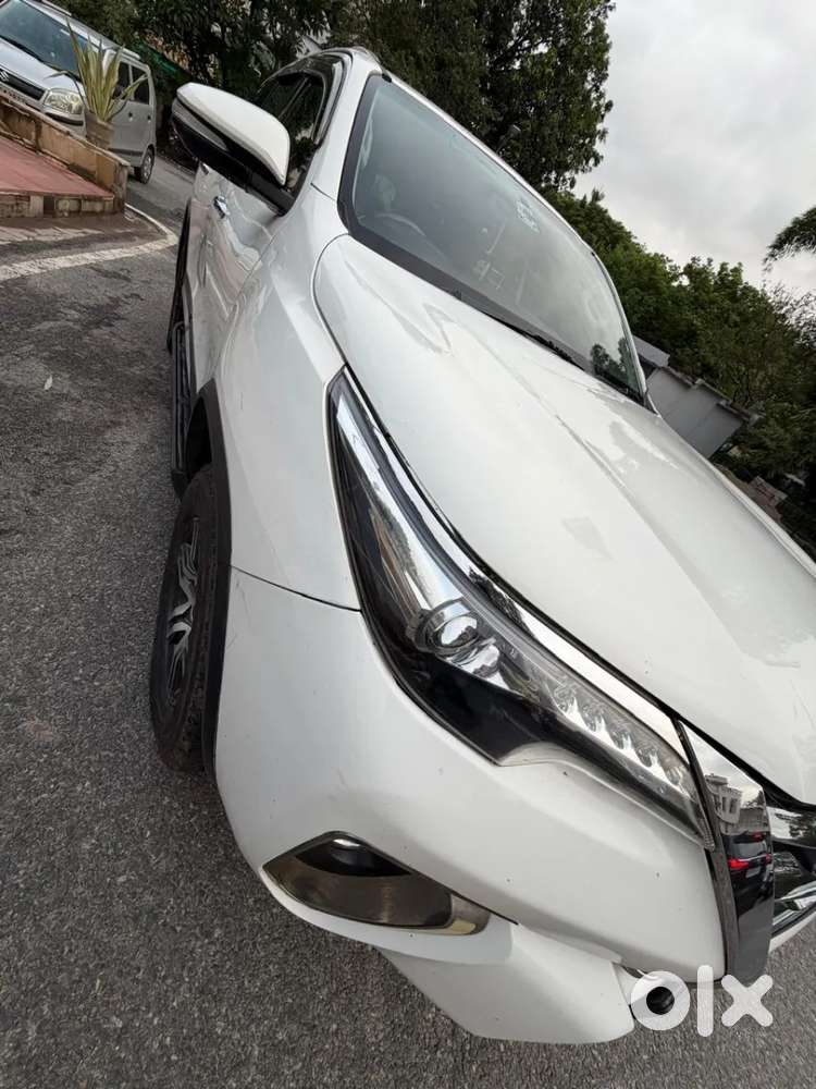 Toyota Fortuner 4x2 At, 2017, Diesel