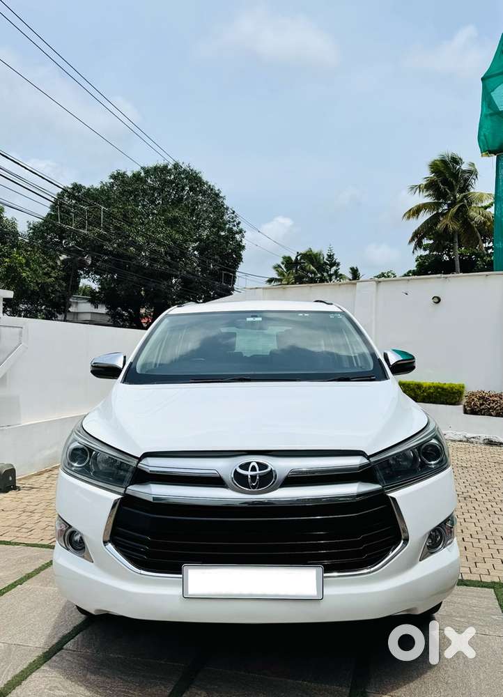 Toyota Innova Crysta  2017 ( Z ) Automatic Orginal Kerala