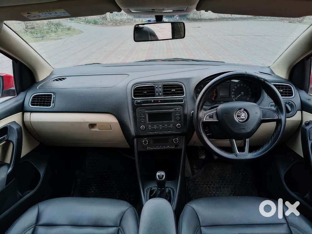 Skoda Rapid Elegance 1.6 Mpfi Mt, 2017, Petrol