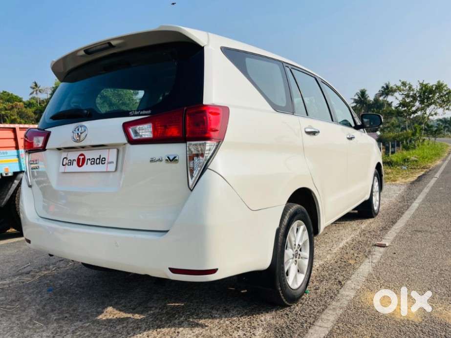 Toyota Innova Crysta 2.4 Vx Mt 8s, 2018, Diesel