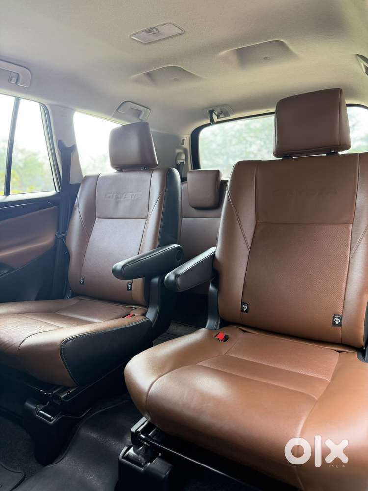 Toyota Innova Crysta [2020-ongoing] 2.4 Zx 7 Str, 2023, Diesel