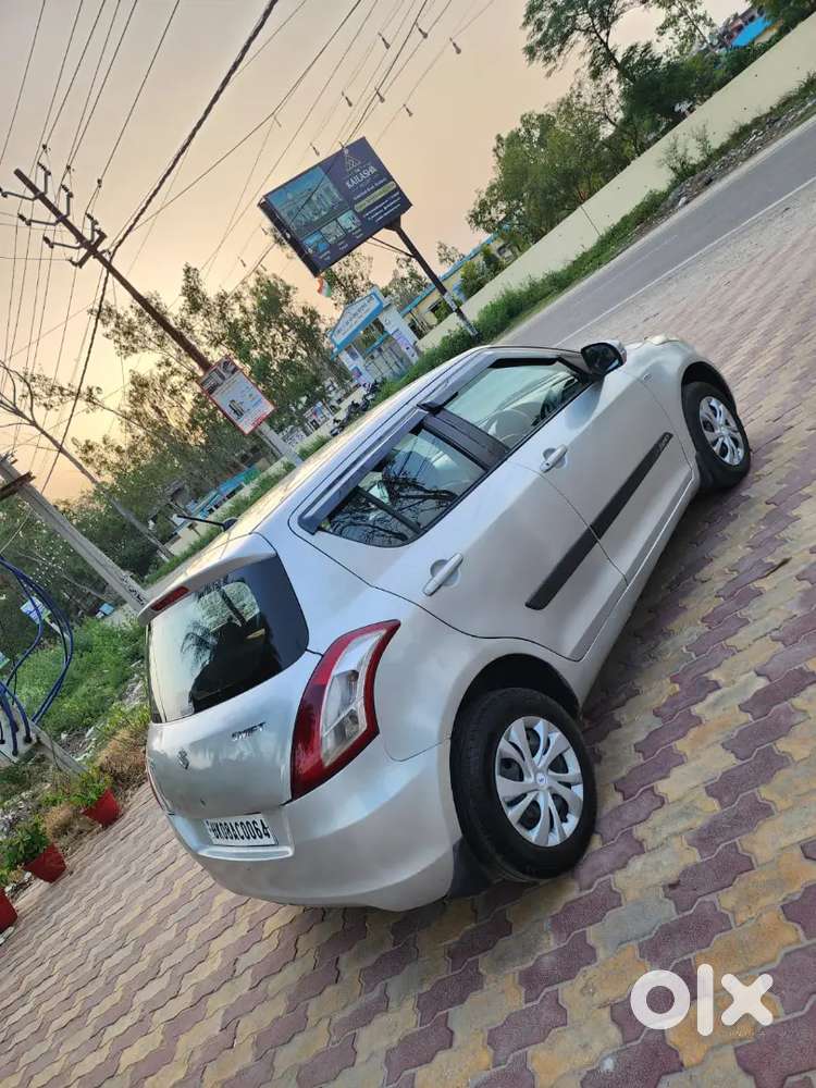 Maruti Suzuki Swift 2013 Diesel 65000 Km Driven