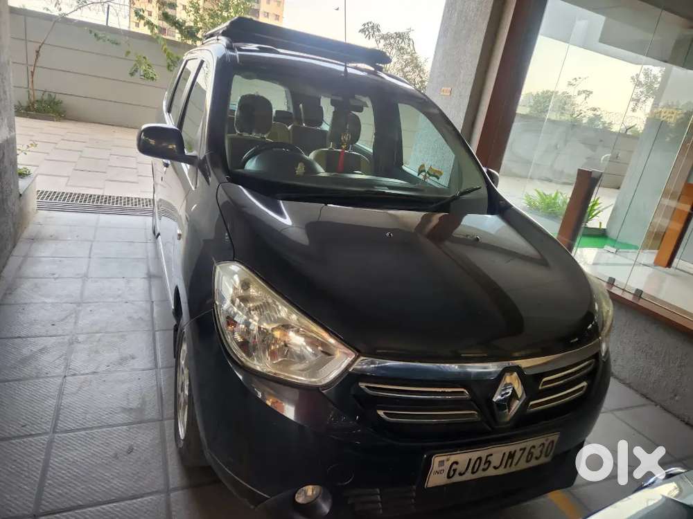 Renault Lodgy 8 Seater 2015 Diesel Well Maintained