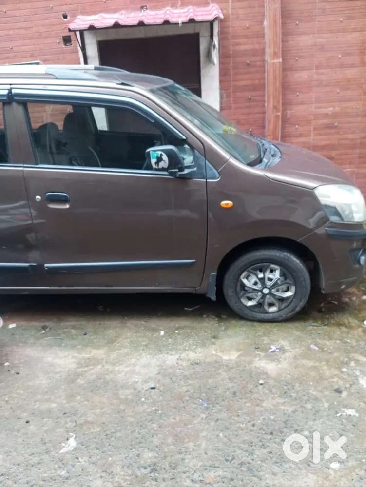 Maruti Suzuki Wagnar Lxi Gadi Me Koi Kam Nahi He