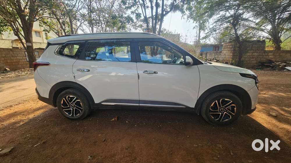 Kia Carens 1.5 Luxury Plus Diesel 6 Str, 2022, Diesel