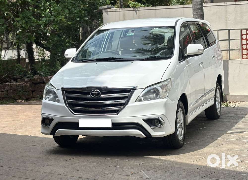 Toyota Innova 2.5 Vx 7 Seater Bs Iv, 2014, Diesel