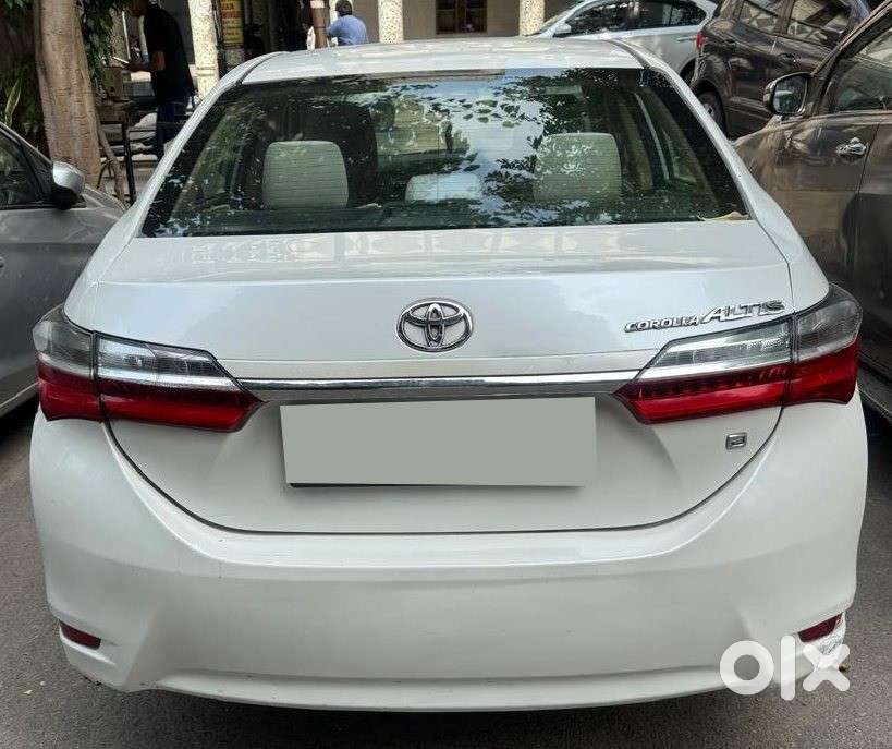 Toyota Corolla Altis 1.8 J, 2017, Petrol