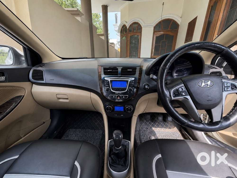 2012 Hyundai Fluidic Verna Push Button
