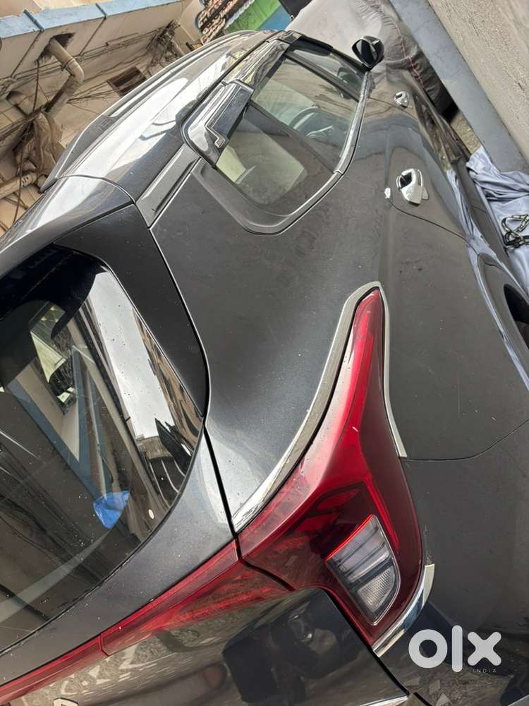 Kia Carens Petrol 2023