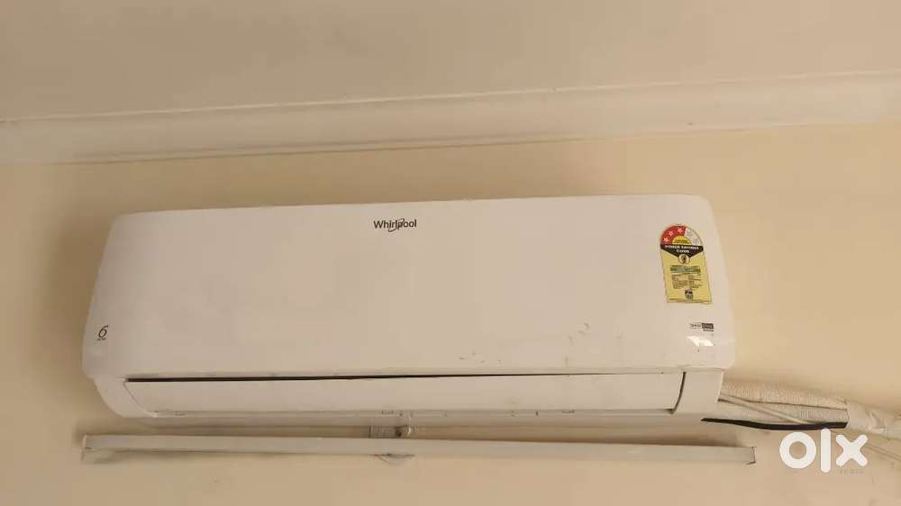 Whirlpool 1.5 Ton 3 Star Magicool Inverter Split AC Convertible 4-in-1