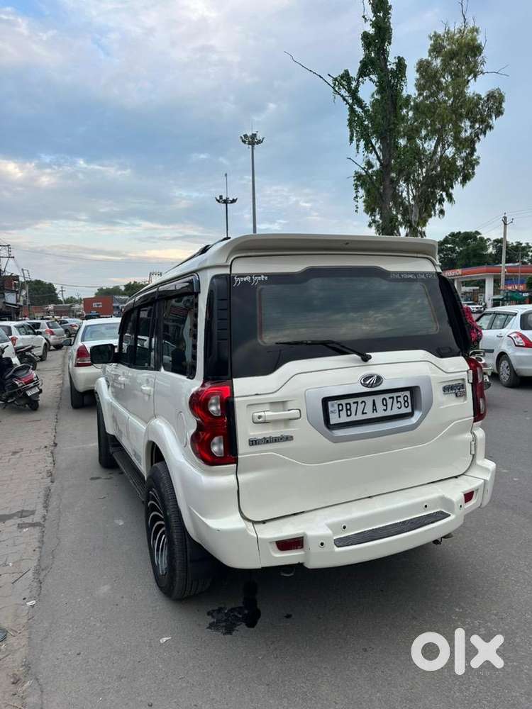 Mahindra Scorpio Classic 2015 Diesel Good Condition