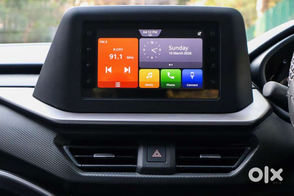 Maruti Suzuki Brezza 1.5 Vxi At Smart Hybrid, 2025, Petrol