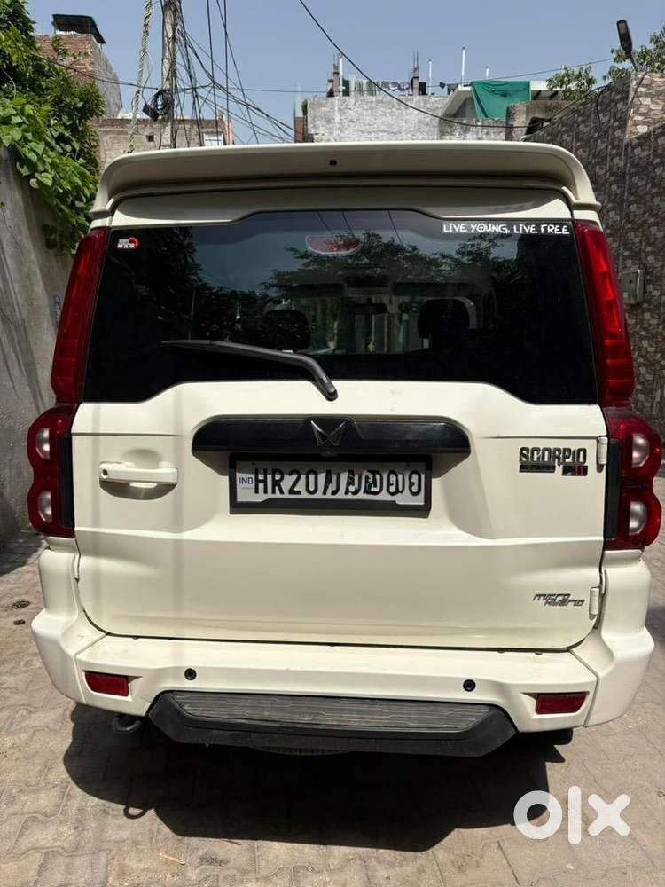 Mahindra Scorpio