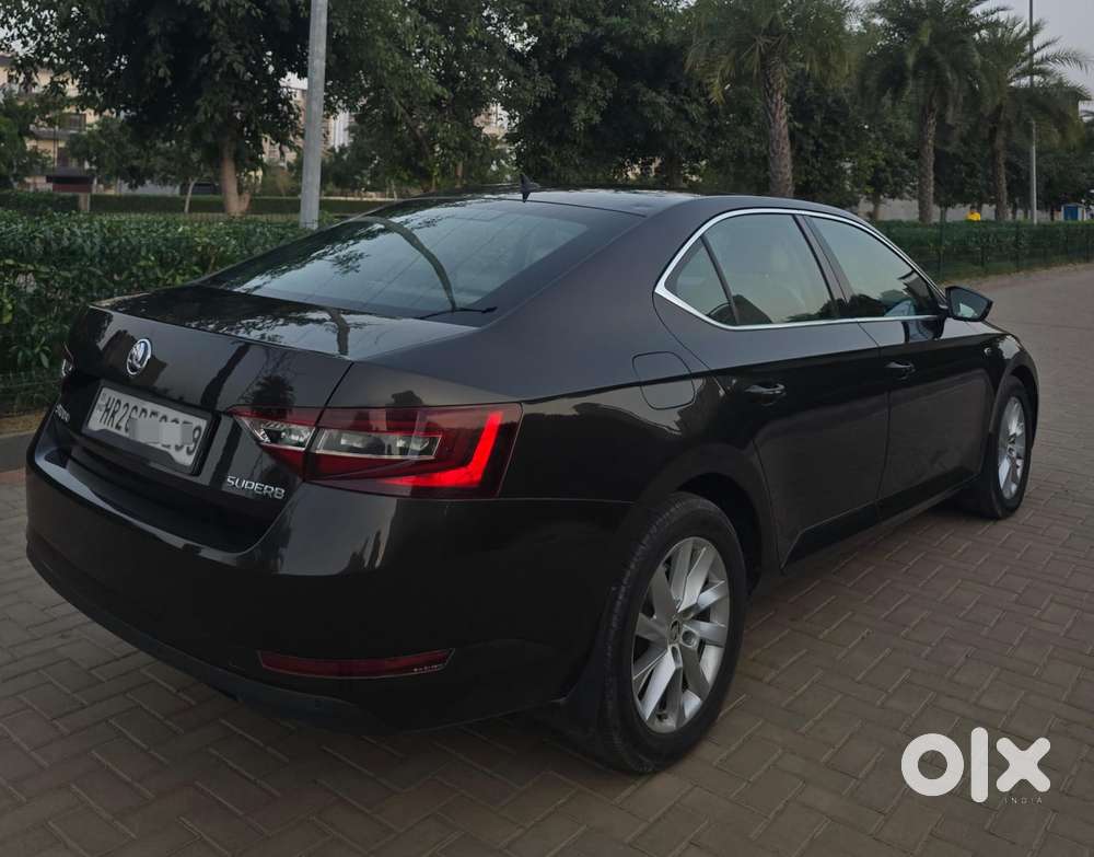 Skoda Superb L&k 2.0 Tdi At, 2017, Diesel