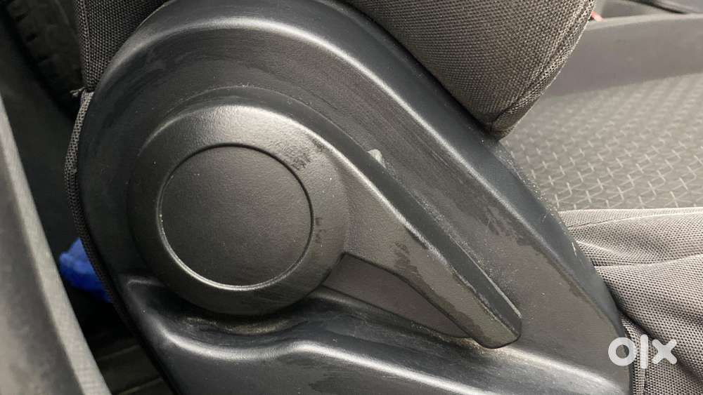 Tata Altroz 1.2 Xm Plus, 2021, Petrol