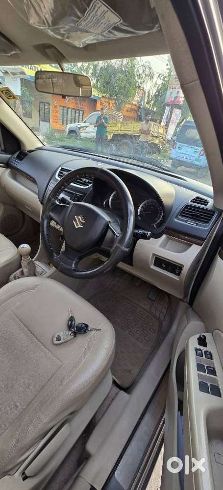 Maruti Suzuki Swift Dzire Vxi Optional, 2014, Petrol