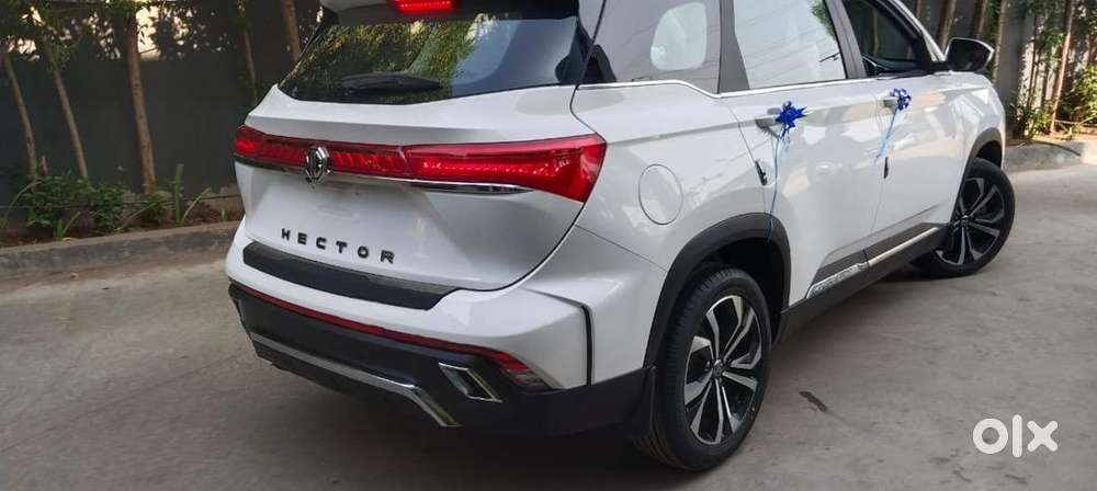 Mg Hector Plus 2025