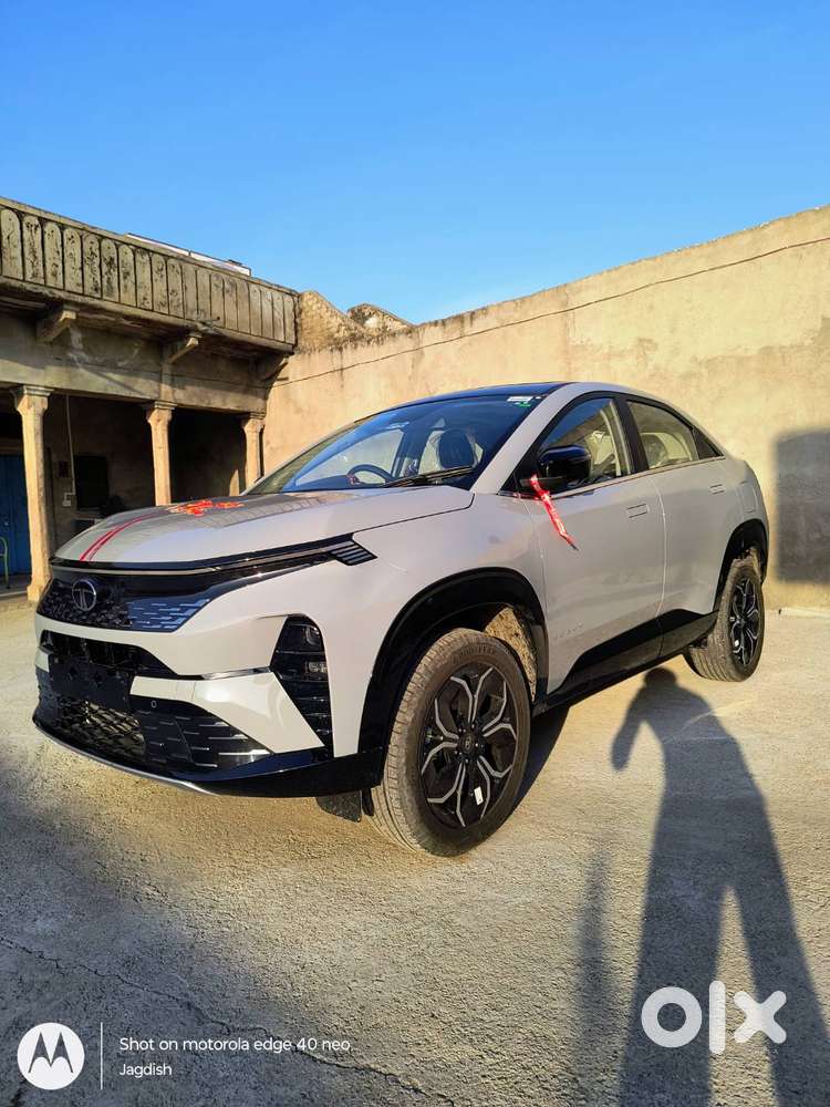 Tata Curvv Creative Plus S Petrol Manual