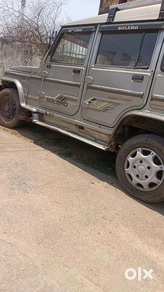 Mahindra Bolero 2010 Petrol 35000 Km Driven