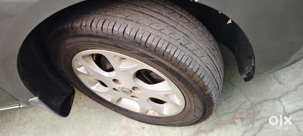 Nissan Sunny, 2012, Petrol