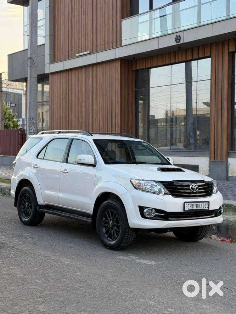 Toyota Fortuner 3.0 4x2 Automatic, 2016, Diesel