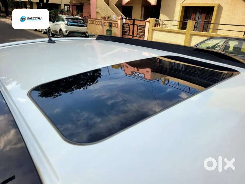 Mahindra Xuv 3xo Ax5 Pm Mt, 2024, Petrol