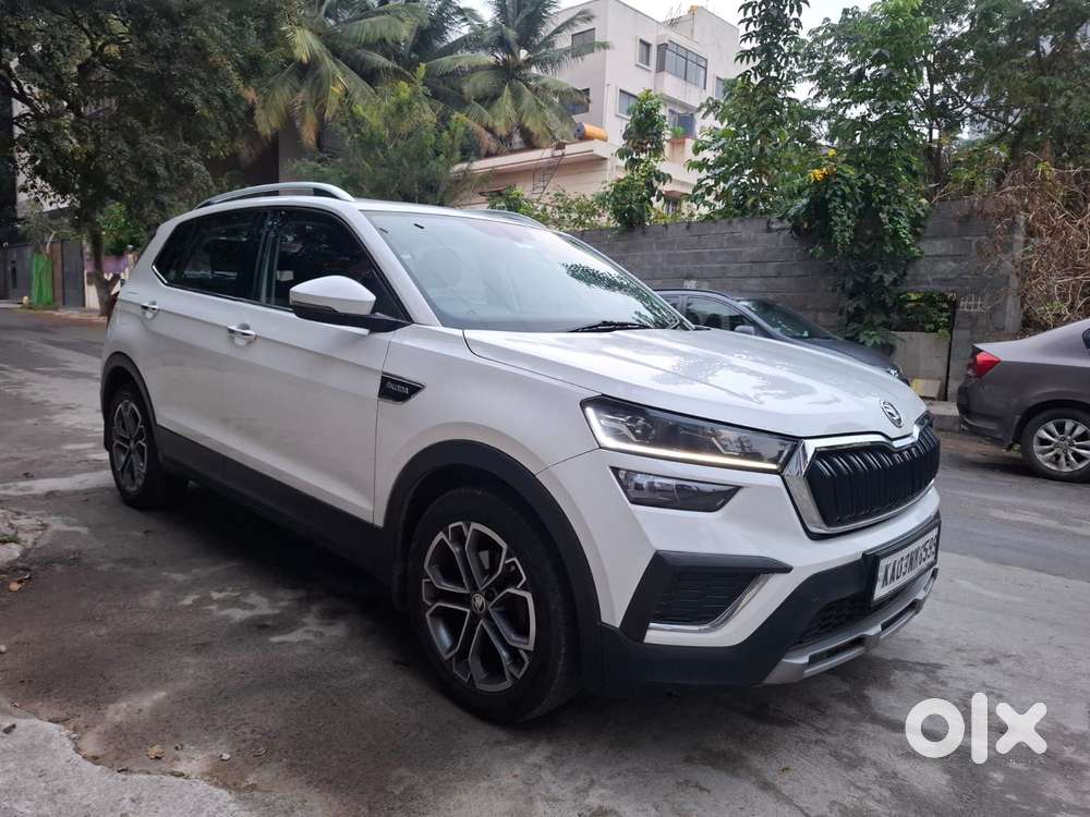 Skoda Kushaq 1.0 Tsi Style At (6 Airbags), 2022, Petrol