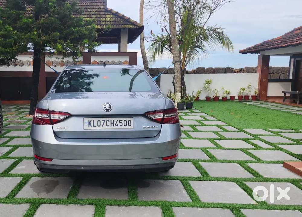 Skoda Superb 2016 December Diesel Well Maintained