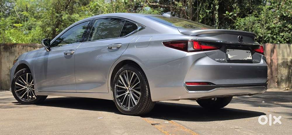 Lexus Es 300h Luxury, 2022, Cng & Hybrids