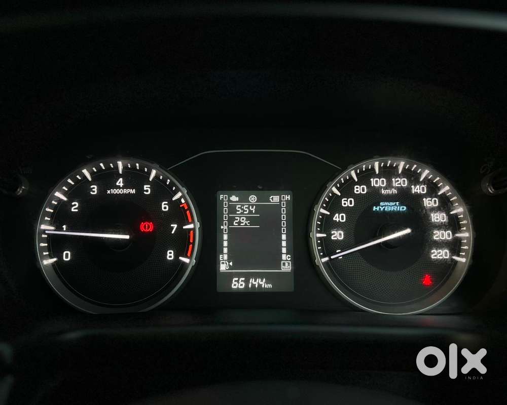 Maruti Suzuki Brezza 1.5 Vxi Cng, 2022, Cng & Hybrids