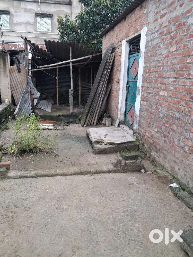 Purnia m bikau ghar aur jami. Arabia College se agye durga Mandir ass