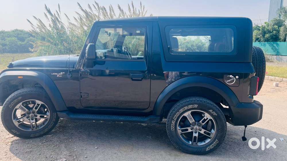 Mahindra Thar Petrol 2022