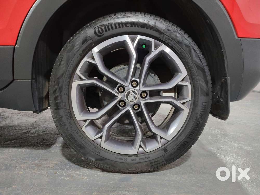 Skoda Kushaq Style 1.0l Tsi At, 2022, Petrol