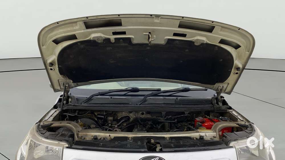 Mahindra Tuv 300 Mhawk100 T8, 2017, Diesel