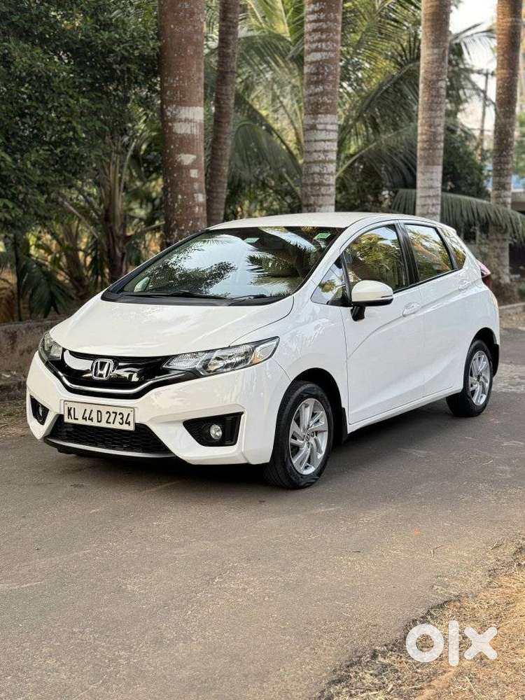 Honda Jazz V Automatic, 2015, Petrol