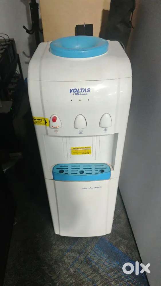Water dispenser hot and cold with mini fridge
